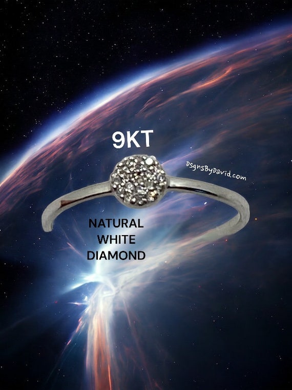 STUNNING 9KT WHITE DIAMOND Ring (7.75)