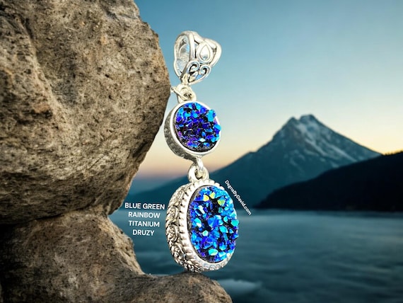 ENTICING BLUE GREEN Rainbow Titanium Druzy Necklace