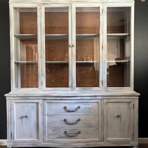 Beautiful hutch
