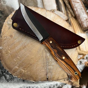 bushcraft knife, hunting camping knife