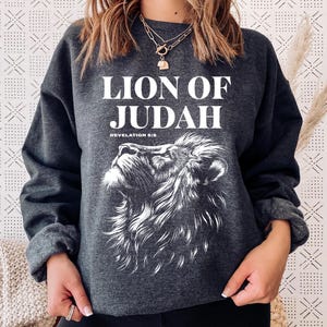 Lion of Judah Christian Sweatshirt, Revelation 5:5 Bible Verse Crewneck, Faith Based Apparel, Religious Gift for Men and Women