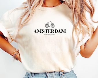 Amsterdam Bicycle T-Shirt: Netherlands Travel Souvenir