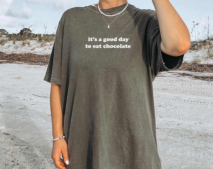 Chocolate Lover T-Shirt: Minimalist Comfort Food Tee