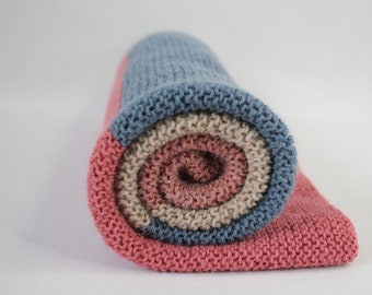 Handgestrickte Babydecke/ Kinderwagendecke Unikat aus (Merino) Wolle/ Babyalpakamischung . 4 Farben