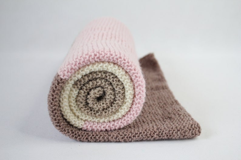 Handgestrickte Babydecke/ Kinderwagendecke Unikat aus weicher Merino/Babyalpaka Wolle. 4 Farben Bild 1