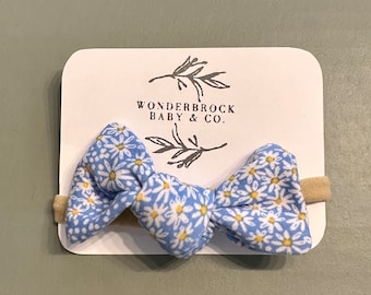 knit daisy print nylon newborn headband