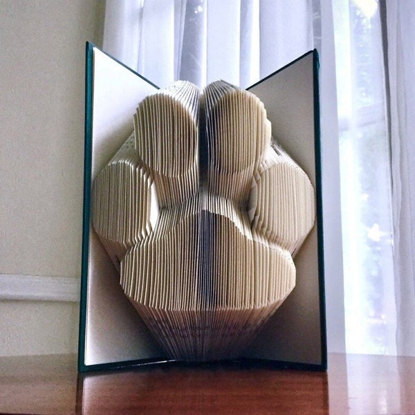 Book folding pattern for a PAW + FREE Tutorial