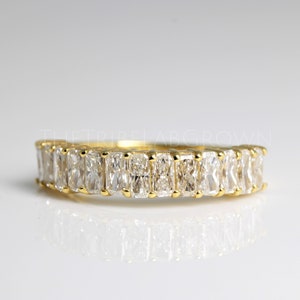 5MM Radiant Cut Moissanite Wedding Band, 14k Gold Radiant Half Eternity Band, Radiant Stacking Ring, radiant Cut Diamond Anniversary Band