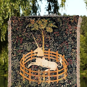 Medieval Tapestry Woven Wall Hanging | Unicorn Art Vintage Aesthetic | Dark Academia Medieval Aesthetic Gothic Decor Blanket Woven Tapestry