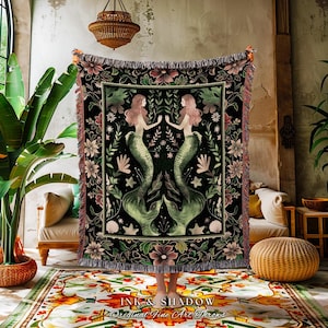 Enchanted Ocean Mermaid Floral Sea Life Blanket Emerald Green Whimsical Coastal Cottagecore, Art Nouveau Underwater Fantasy Tapestry Throw imagen 2