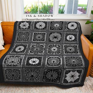 Black and White Cobweb Spider Throw Blanket Boho Fairycore Decor Cozy Cotton Woven Blanket Gothic Tapestry Vintage Aesthetic Witchy Gifts