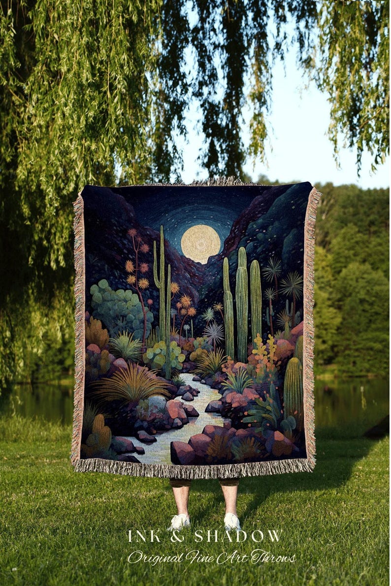 Moonlit Landscape Desert Throw Blanket Woven Tapestry Night Sky Cactus Blanket Desert Night Mystical Blanket Southwestern Boho Blanket Bild 7