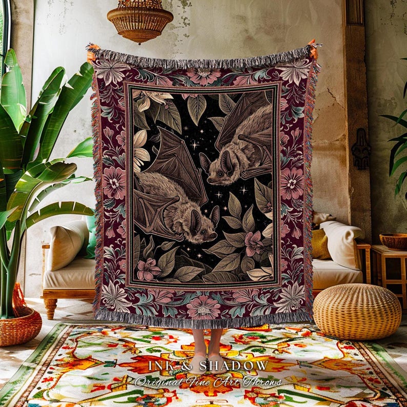 Romantic Victorian Gothic Bat Blanket Whimsical Dark Floral Baroque Forestcore | Ethereal Botanical Woodland Cottagecore Art Tapestry Throw bild 2