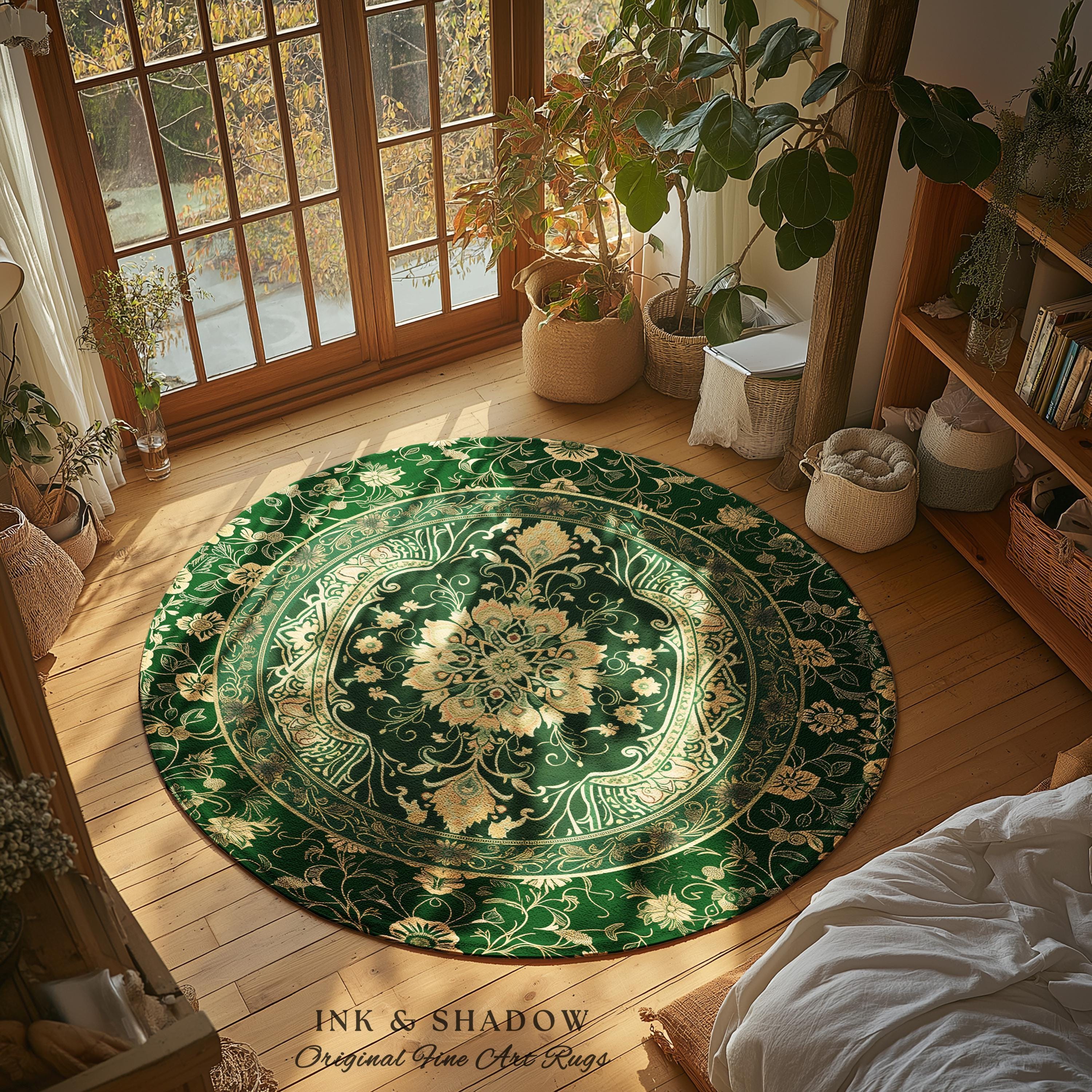 Classical Victorian Green Accent Rug | Vibrant Colors Forest Green
