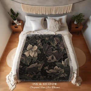 Starry Sky Bat Tapestry Blanket | Celestial Tapestry Pastel Wall Art Bedroom Decor Astrology Bat Colorful Wall Art Whimsical Dark Art Floral Bild 2