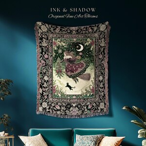 Snowy Magic Celestial Witch Blanket | Gothic Magic Black Cat Woven Tapestry Broomstick Ride Moon Stars Botanical Frame Mystical Folklore Art immagine 10