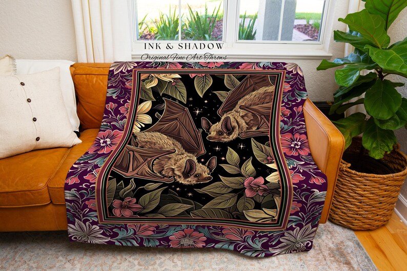 Romantic Victorian Gothic Bat Blanket Whimsical Dark Floral Baroque Forestcore | Ethereal Botanical Woodland Cottagecore Art Tapestry Throw bild 7