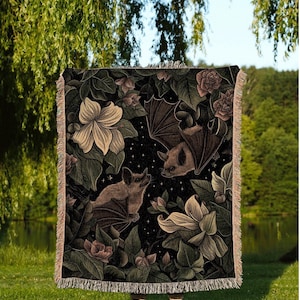 Starry Sky Bat Tapestry Blanket | Celestial Tapestry Pastel Wall Art Bedroom Decor Astrology Bat Colorful Wall Art Whimsical Dark Art Floral Bild 1
