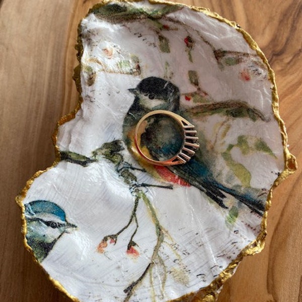 Eastern Bluebird Oyster Shell Trinket dish| Decoupaged Oyster Shell Art