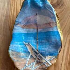 Beach Chair Oyster Shell Trinket/Ring Dish | Decoupaged Oyster Shell Art