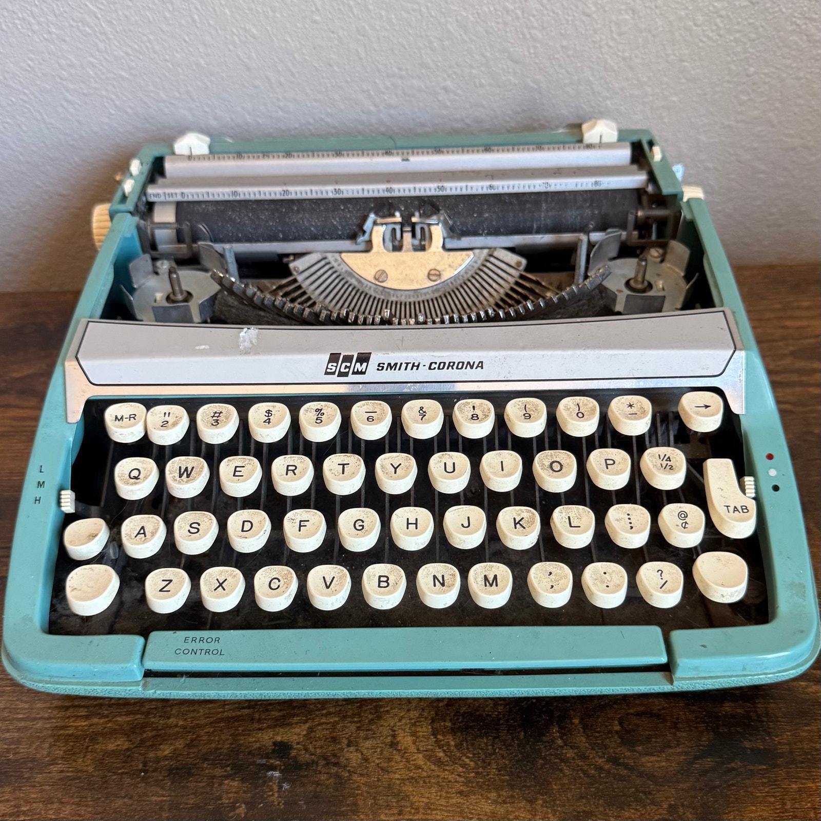 Vintage Typewriter 1960s - Etsy