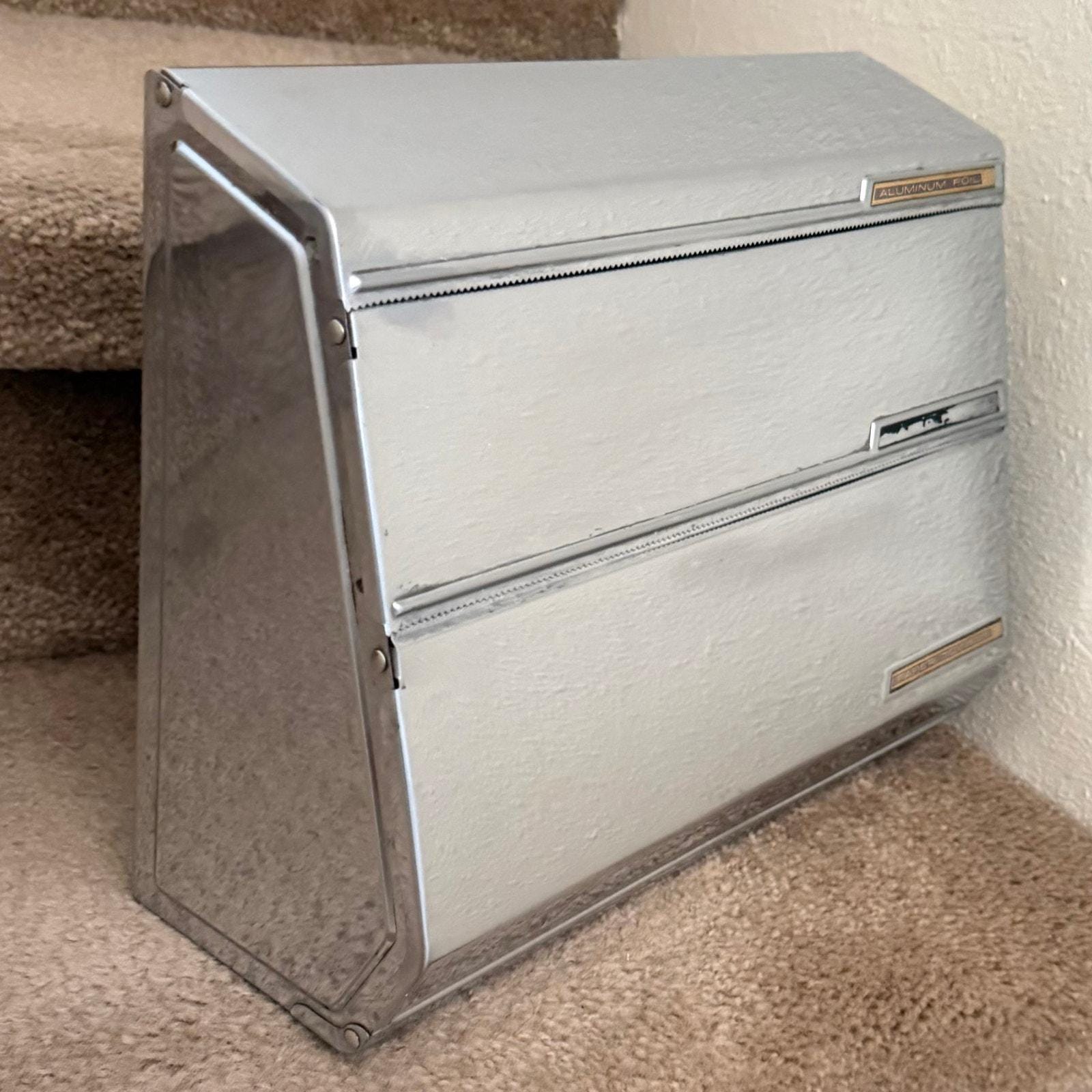 Lincoln Beautyware Bread Box - Etsy