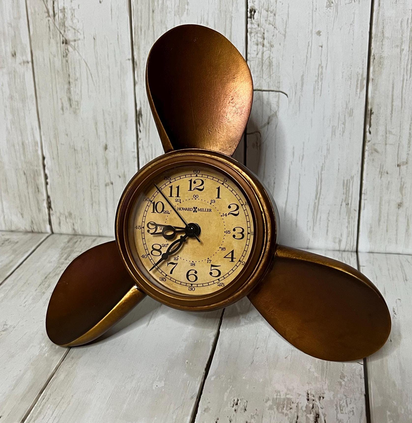 Howard Miller Propeller Alarm Table Clock 645-525-アンティーク真鍮
