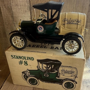 Ertl Stanolind #8 1918 Barrel Truck Bank 5.5&quot; 1/25