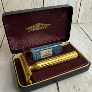 Gillette Regus Razor and Case