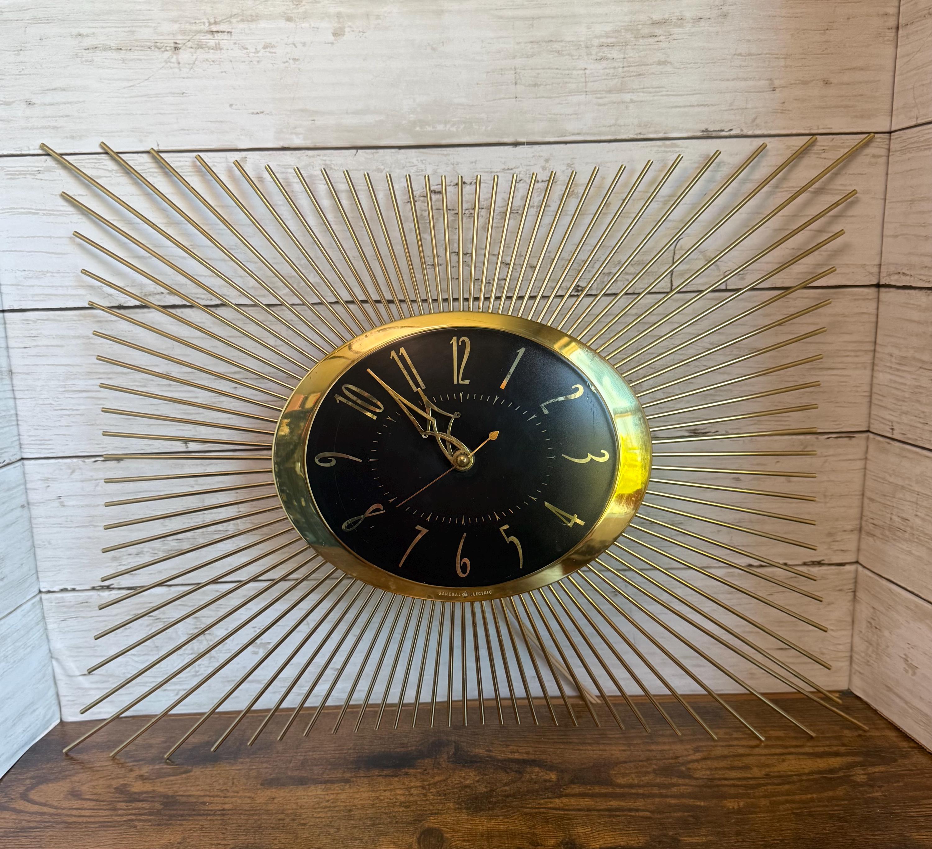 Vintage Mid Century Electric Clocks - Etsy - Page 2