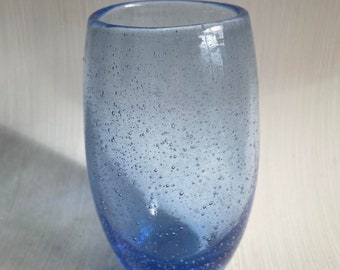 Vase en verre danois de couleur bleu océan