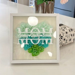 Customized Flower Shadow Box Mother's Day Gift for Grandma, Mom, Nana, Mimi with Personalized Kids Names Green