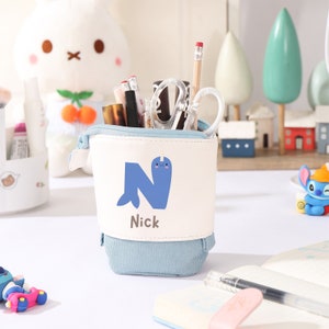 Estuche de lápices personalizado Nombre personalizado y letra Animales Estuche para bolígrafos Regalo de regreso a la escuela para niños