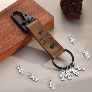 Chaveiro de couro masculino personalizado, chaveiro personalizado com 2 a 7 nomes e 1 letra, chaveiro com gravação, chaveiro de couro, presente para homens, presentes para o dia dos pais