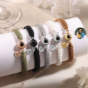 Pulsera de proyección de fotos personalizada, pulsera de cuerda trenzada, pulsera conmemorativa, dije de letra grabada, regalo de aniversario para ella