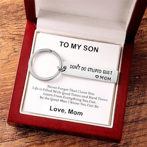 Don't Do Stupid Lustiges Keychain Geschenkbox-Set für Sohn und Tochter mit Namen für Kinder-personalisiertes Geschenk für Kinder