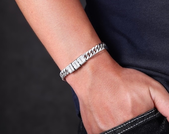 Personalisiertes Herrenarmband - Armband für Papa, Namensarmband - Familienname-Armband - mutig, langlebig, nur für ihn gemacht, Vatertagsgeschenke