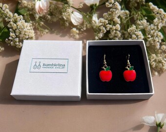 Oorbellen met rode appelhangers – Lerarencadeau, hypoallergene sieraden
