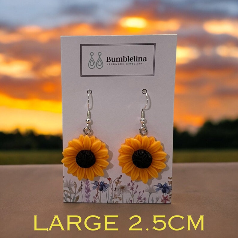 Pendientes de verano de girasol. Divertida y floral. Hipoalergénico. Preciosos pendientes de verano y vacaciones. Large 2.5cm