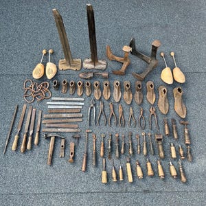 Rare Antique Shoemaker Tools Set – 1920s 1930s Cobbler Workshop Collection – Vintage Leatherworking & Shoe Repair Tools