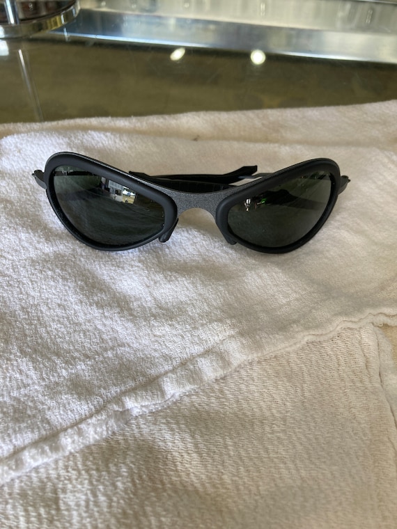 Vintage B&L RayBan Orbs Deluxe sunglasses - image 1
