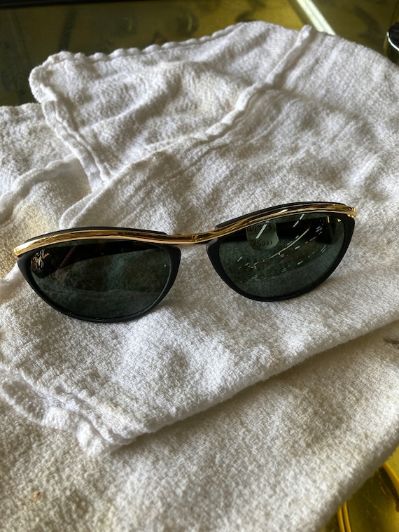 Vintage B&L RayBan sunglasses