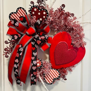 Valentine’s Day Wreath, Heart Wreath