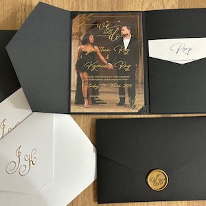 Wedding invitation with photo and acrylic pocket that can be prepared specifically for your events.Wedding stationery