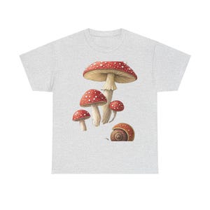 Cottagecore Pilz Shirt, Waldpilz T-Shirt, Goblincore Geschenk, wunderlicher Natur Liebhaber Shirt