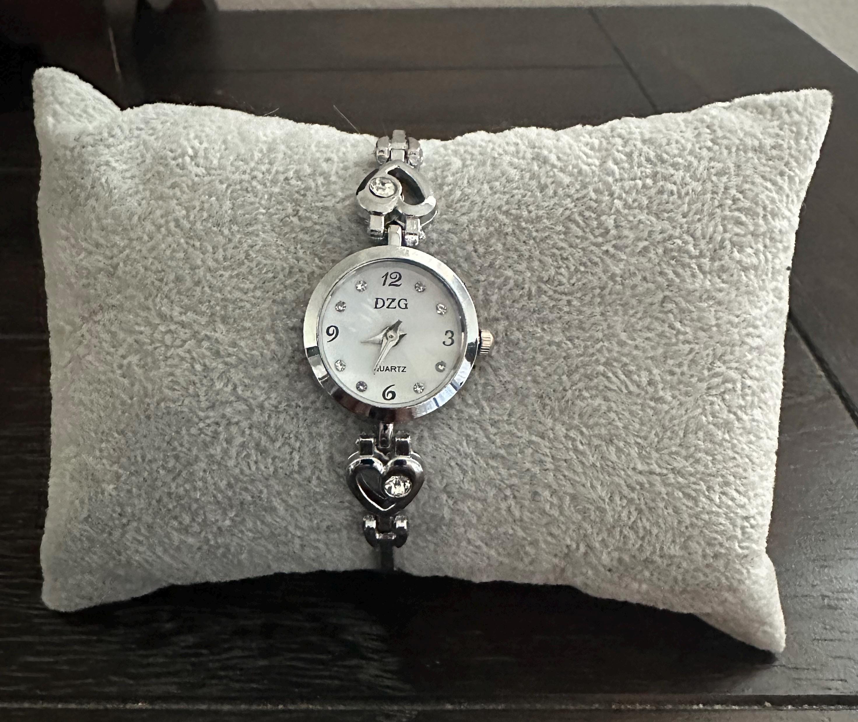 Deadstock Vintage Y2K Dainty Skinny Wrist Watch, Siver Watch