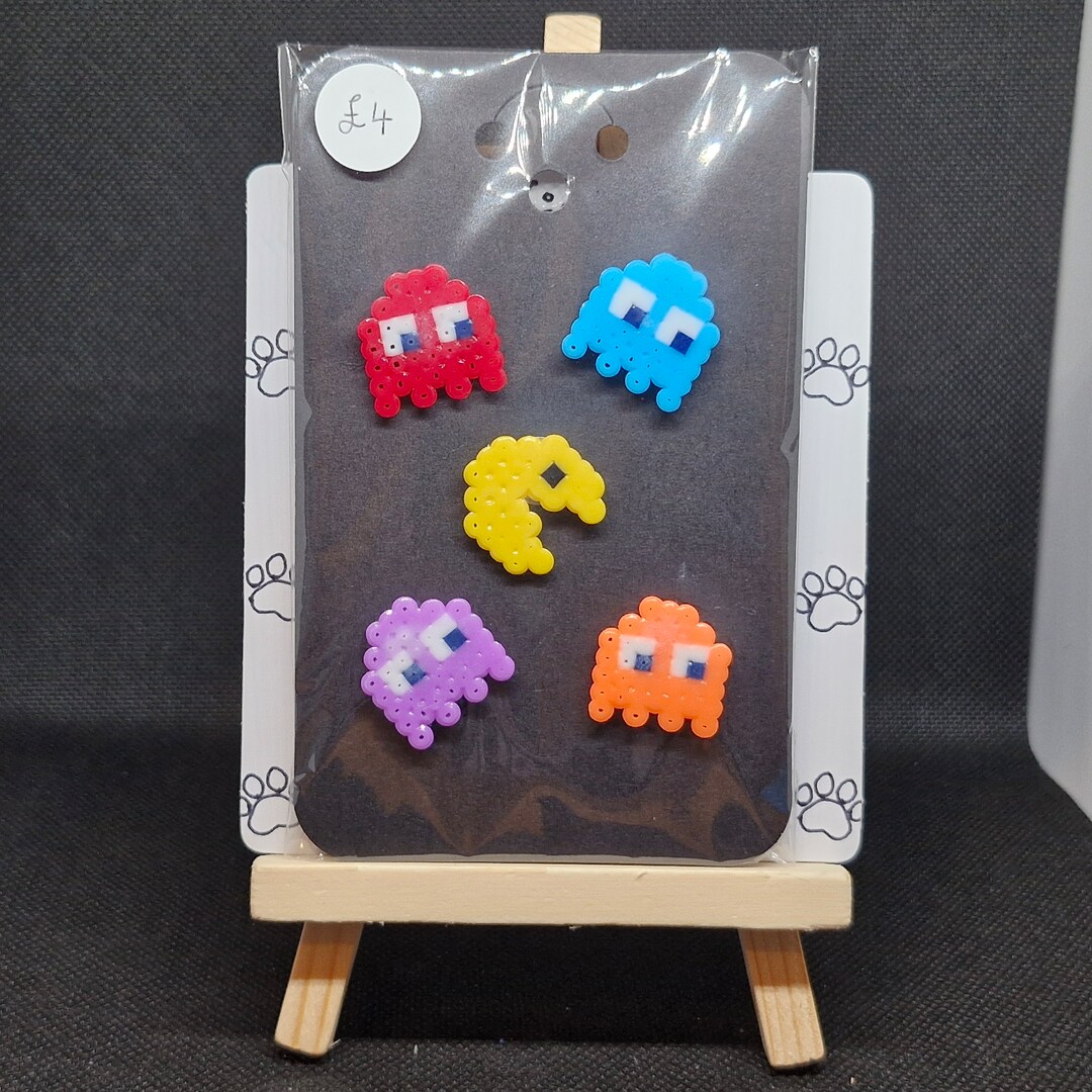 Pixel Art Perler Bead Pin Badge Animal Crossing, Minecraft, Mario ...