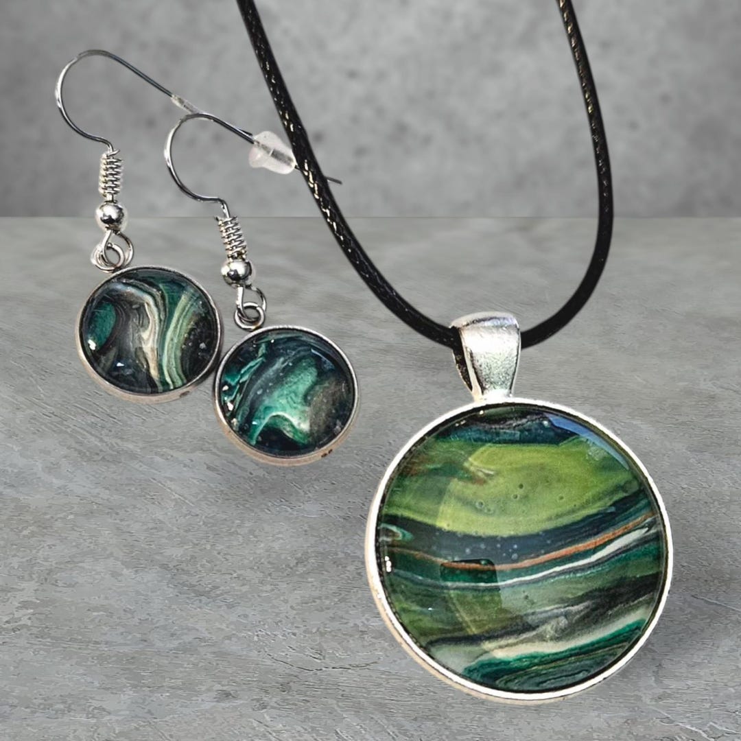 Abstract Jewelry Set: Complementary Fluid Art Necklace With Earrings - Etsy