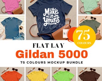 Tシャツモックアップ（フラットレイ）、女性向けライフスタイルシャツモックアップバンドル、女性用アパレルディスプレイ、フェミニンTシャツモックアップ、POD商品写真テンプレート