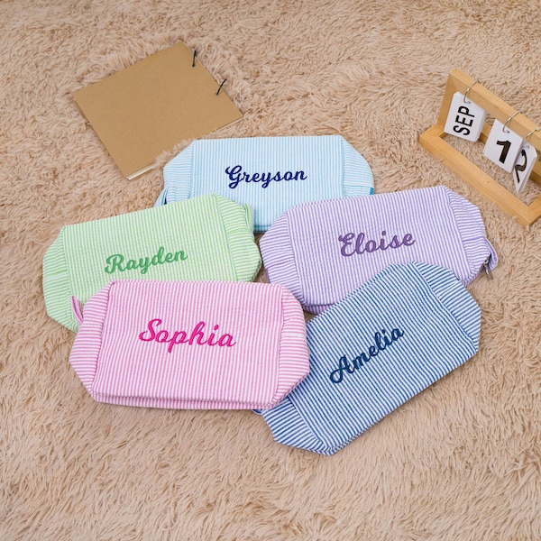 Personalized Seersucker Cosmetic Bag, Monogrammed Toiletry Bag, Bridal gift, Baby gift, Birthday Bag, Bridesmaid Makeup Bag, Cosmetic Pouch